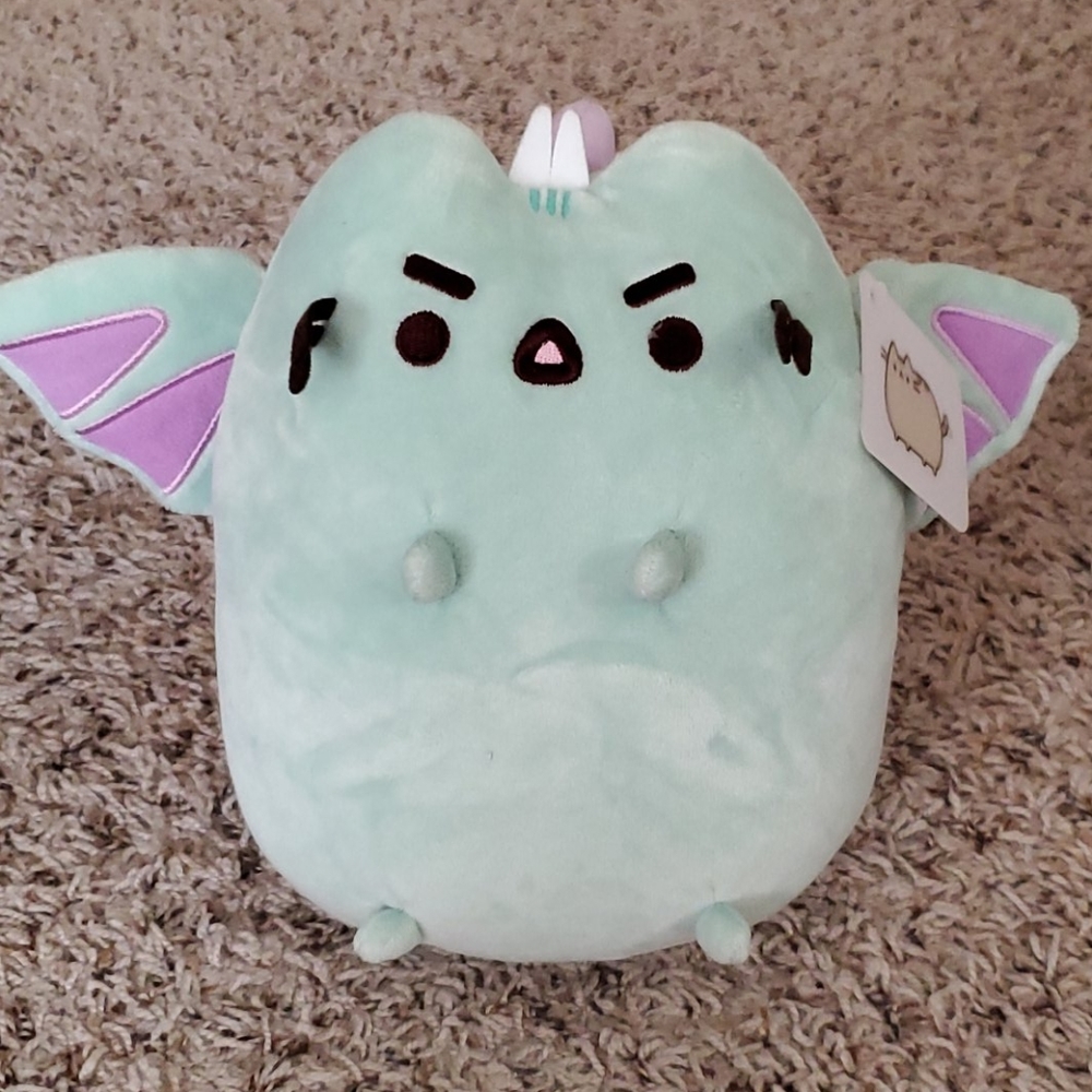 Dragon Pusheen plush